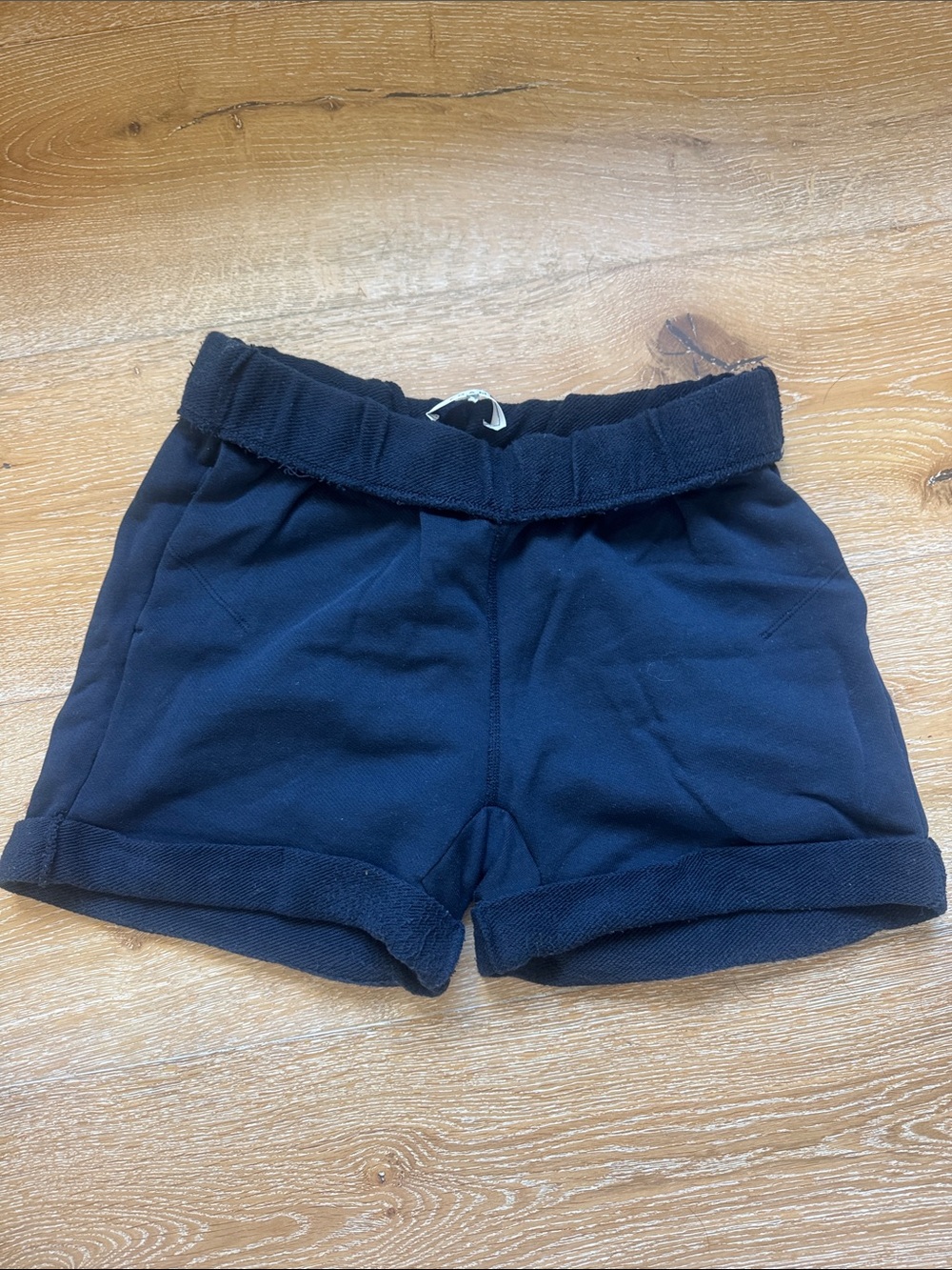 Frame Navy Blue Pull-On Shorts sweatshirt material. So comfy.